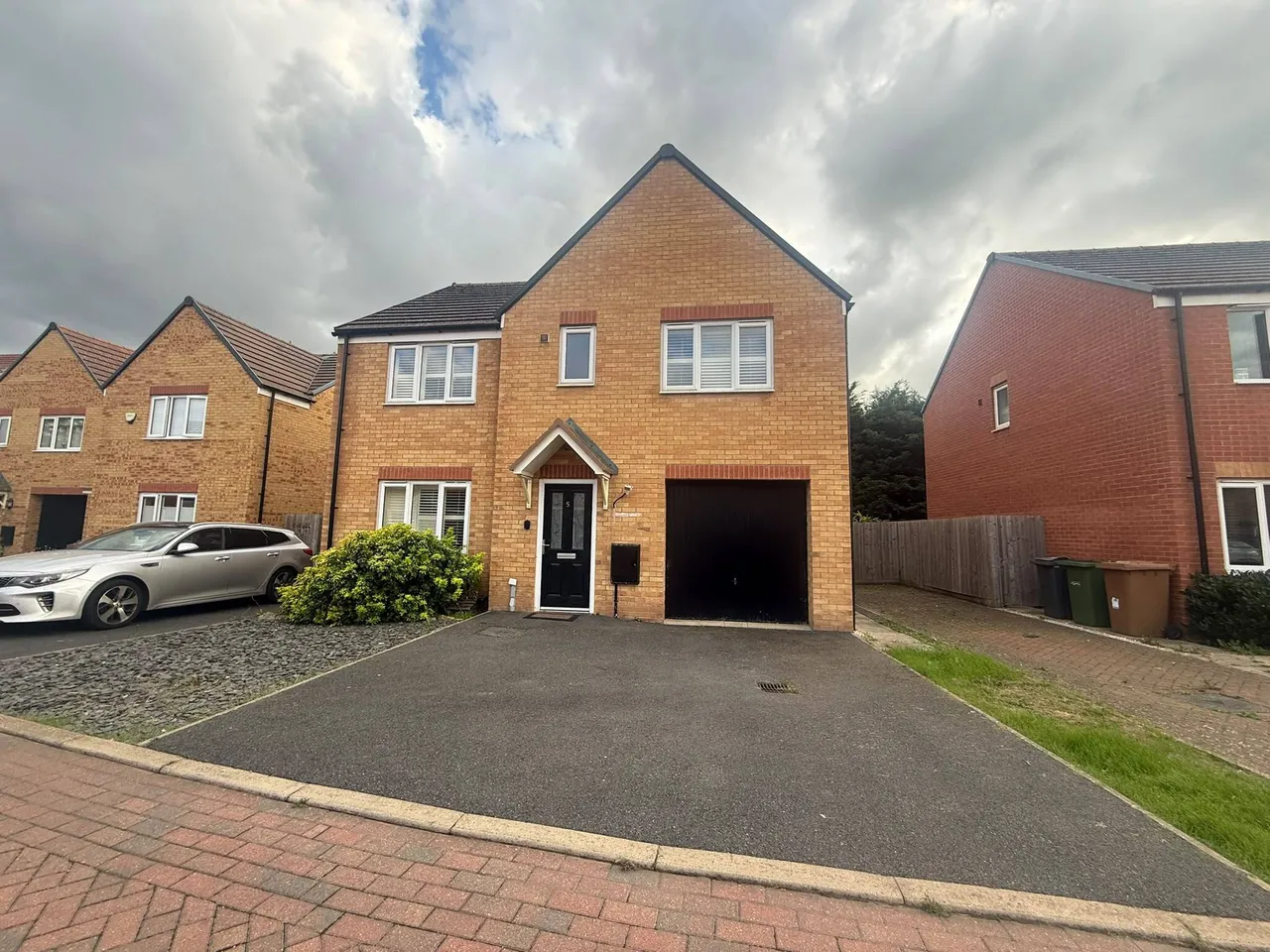 5 bed house for sale, Mollis Close, Peterborough, PE2