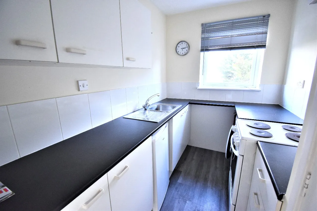 Hilton Close, Manningtree, CO11, photo 4
