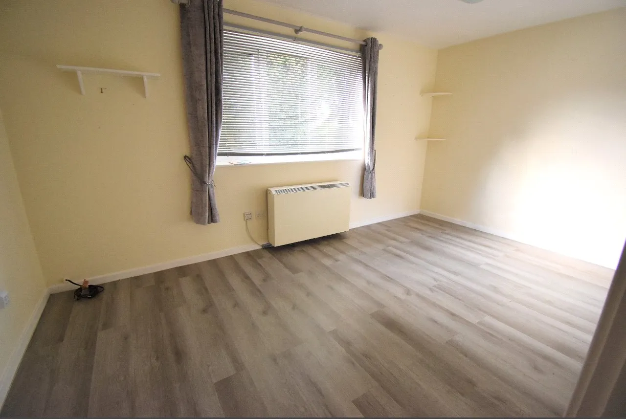 Hilton Close, Manningtree, CO11, photo 2