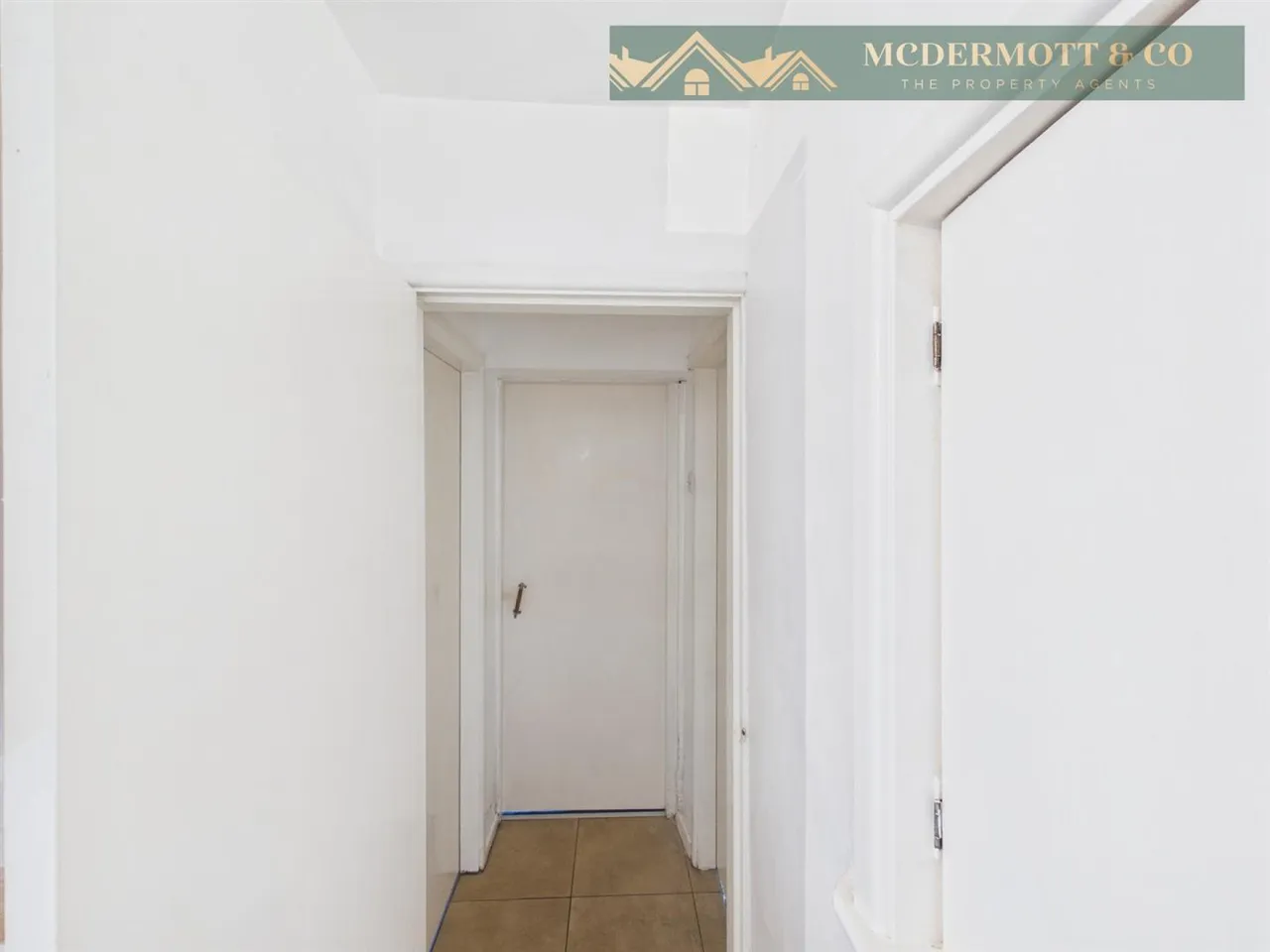 Ely Crescent, Failsworth, M35, photo 14