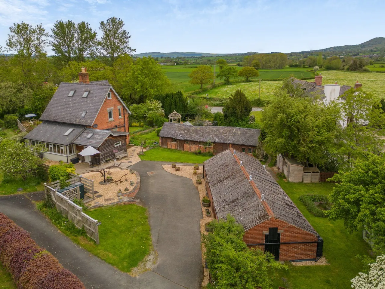 3 bed house for sale, Churchstoke, Montgomery, SY15