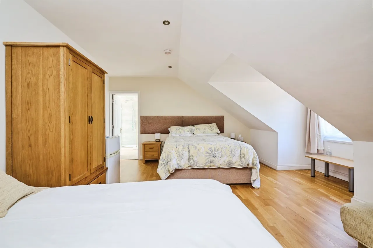 Buckingham Road, Silverstone, Silverstone, photo 11