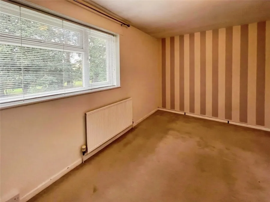 with 2 bedrooms in Old Harlow, CM17, photo 9