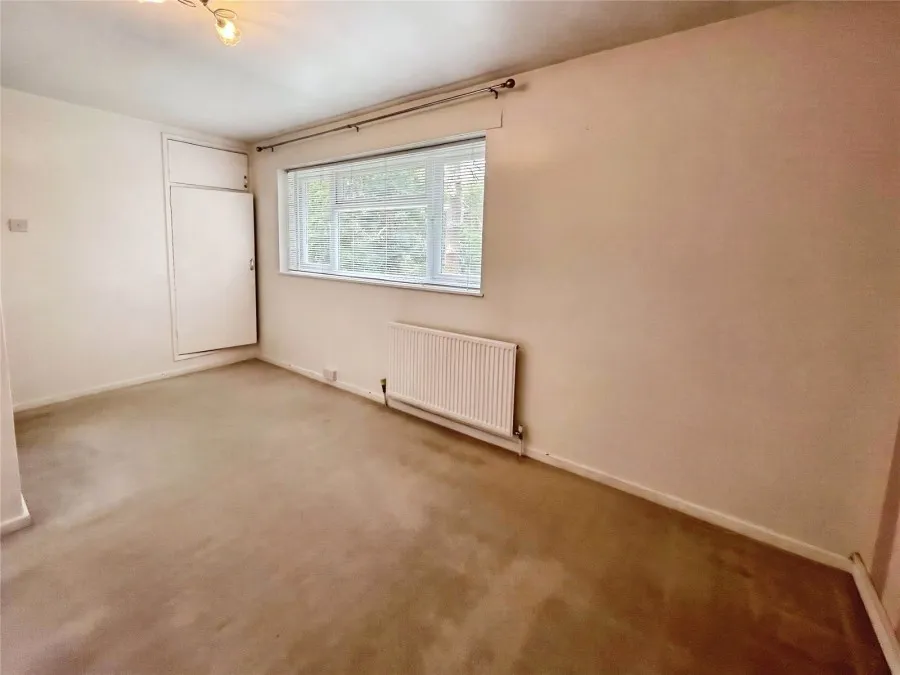 with 2 bedrooms in Old Harlow, CM17, photo 5