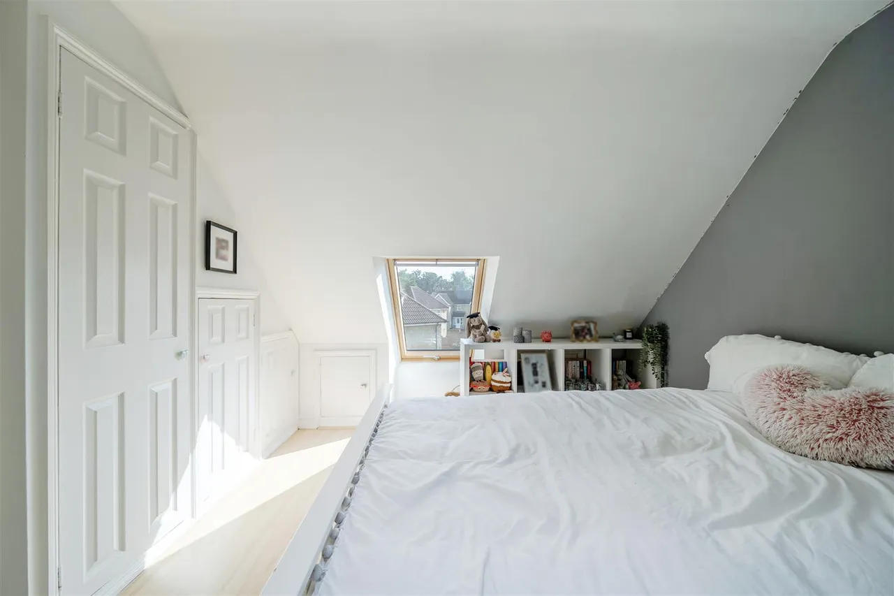 Petty Lane, Derry Hill, SN11, photo 15