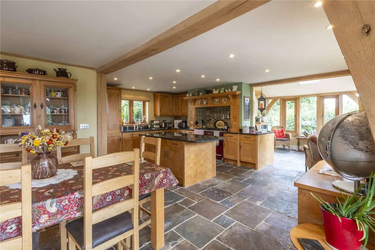 Ashmore, Salisbury, SP5, photo 27