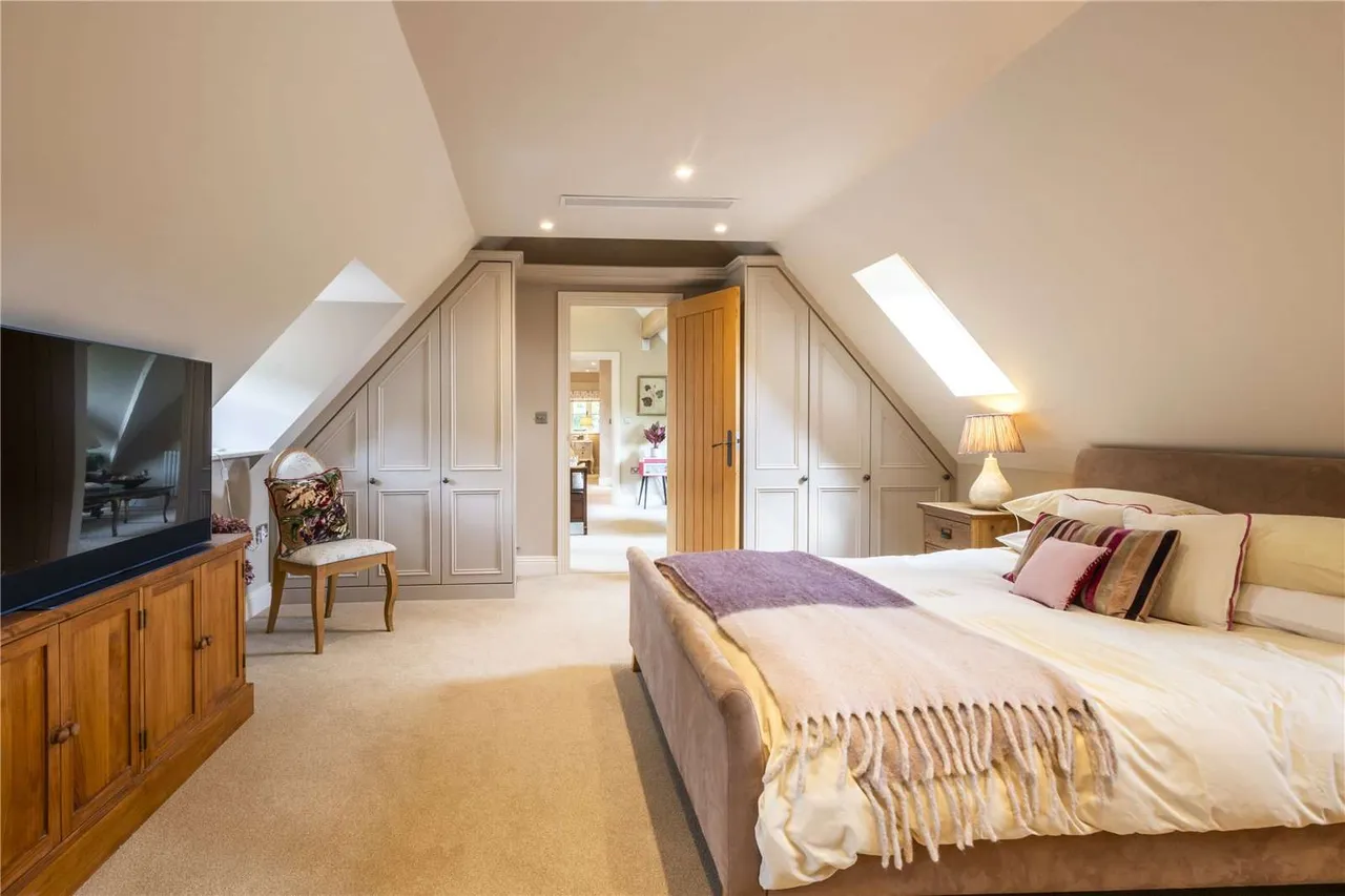 Ashmore, Salisbury, SP5, photo 21