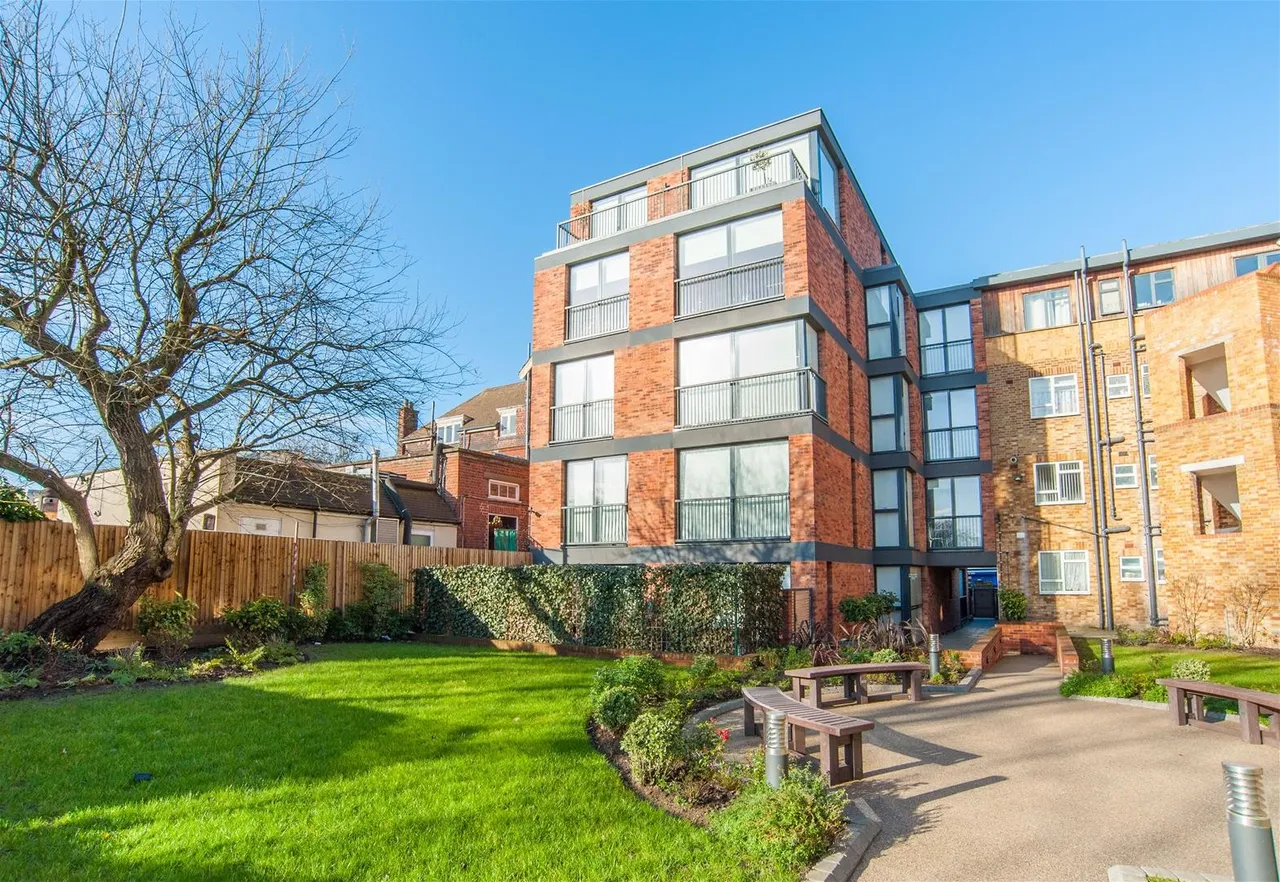 Walm Lane, Willesden Green, NW2, photo 4