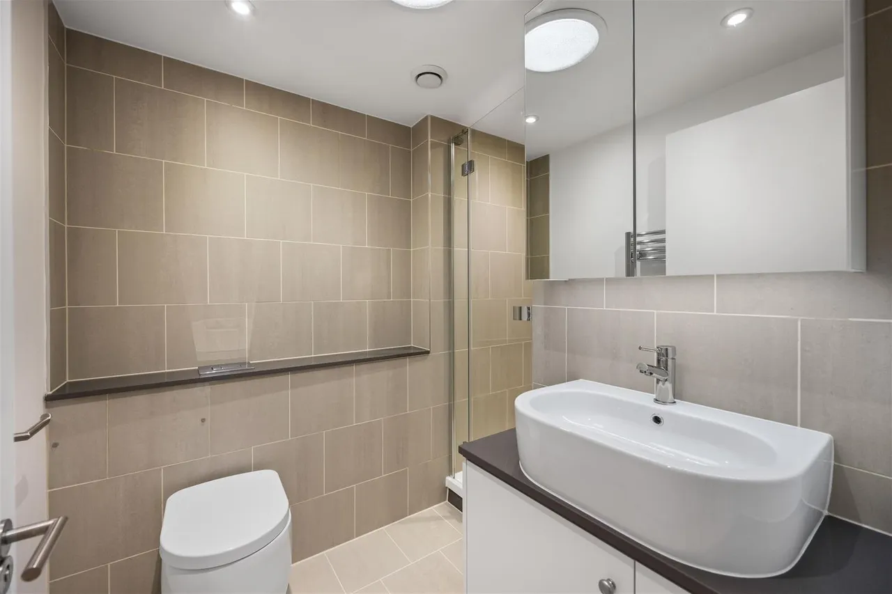 Walm Lane, Willesden Green, NW2, photo 9