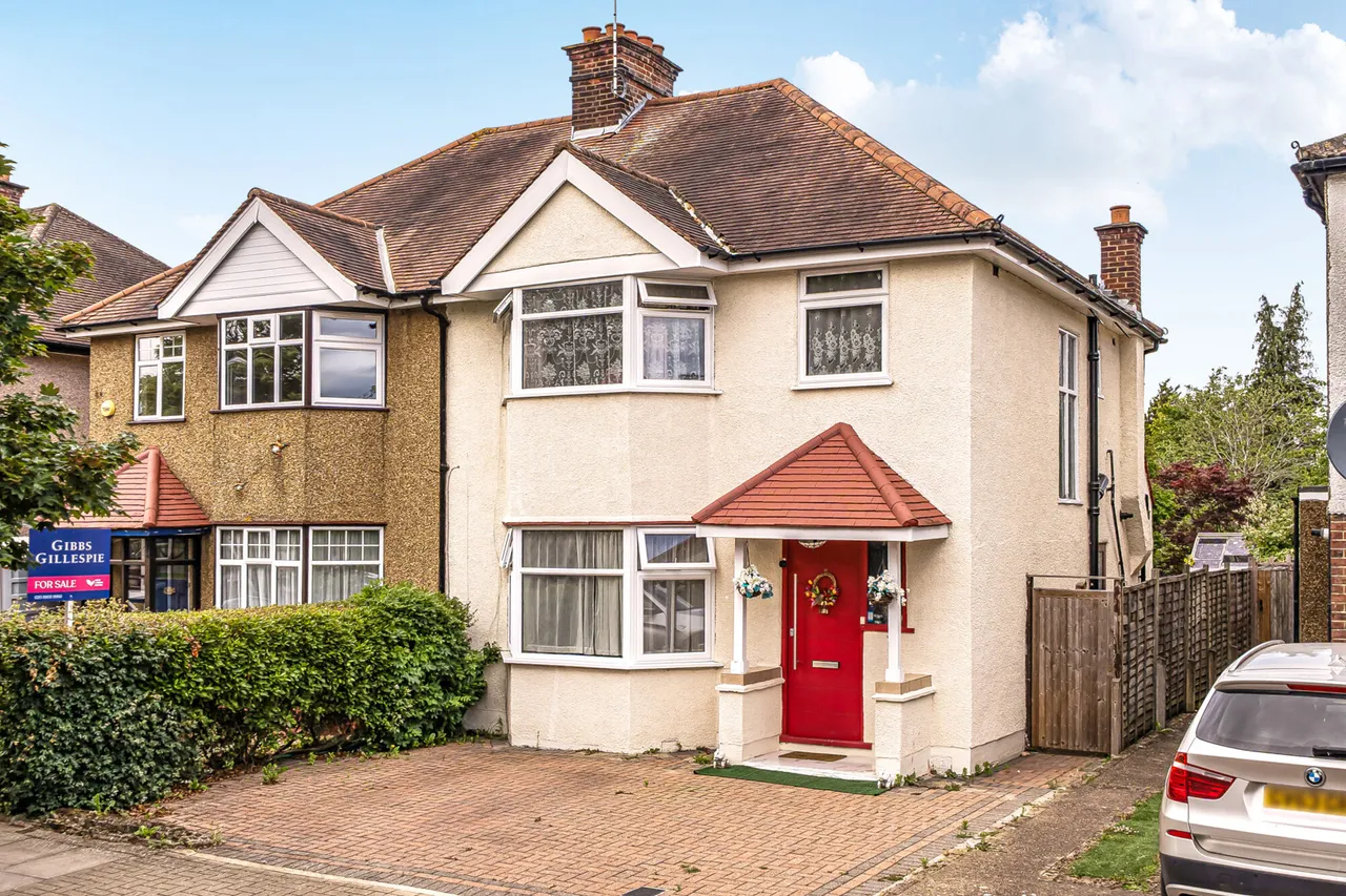 3 bed house for sale, Pinner Park Avenue, Harrow, HA2