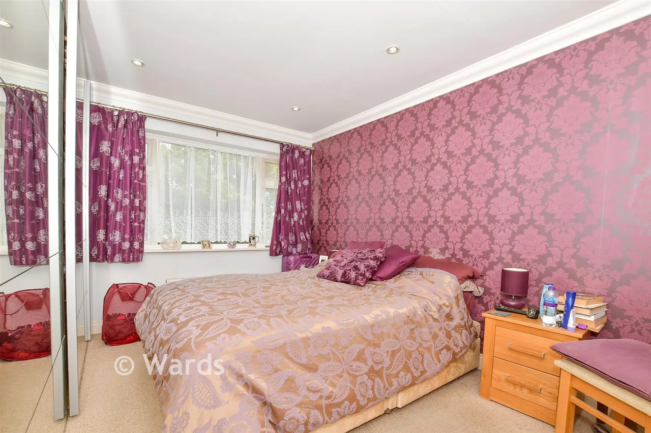 Larch Crescent, Tonbridge, TN10, photo 9