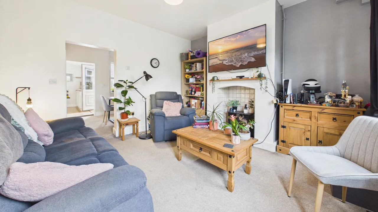 Peterborough Road, CROWLAND, PE6, photo 2