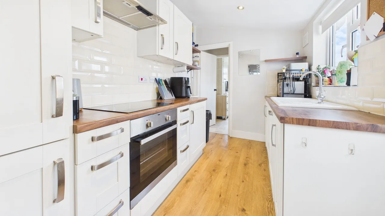 Peterborough Road, CROWLAND, PE6, photo 7