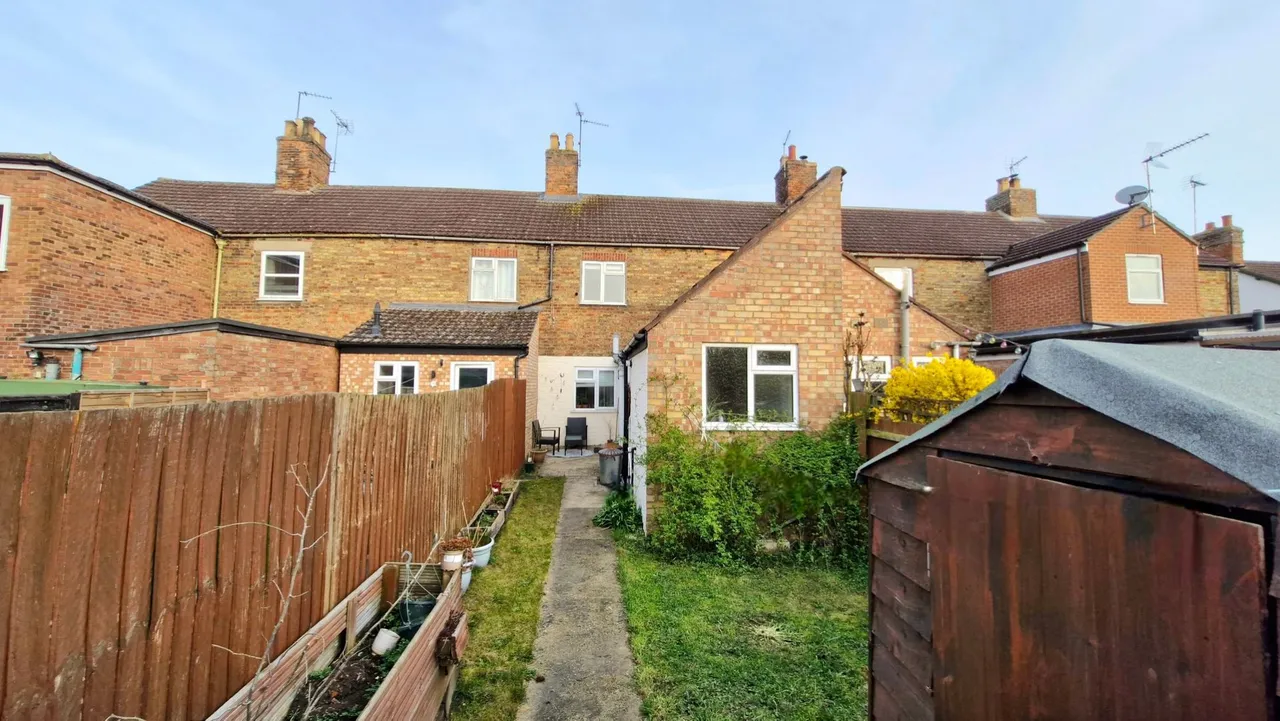 Peterborough Road, CROWLAND, PE6, photo 14