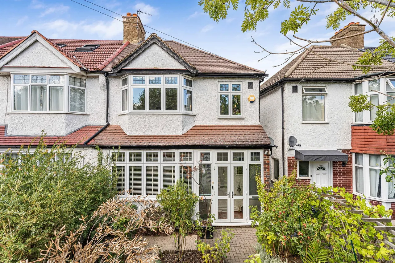 3 bed house for sale, Stanford Road, London, SW16