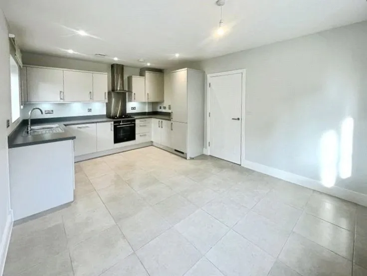 Hammersley Drive, Ash, Surrey, GU12 6FP, photo 3