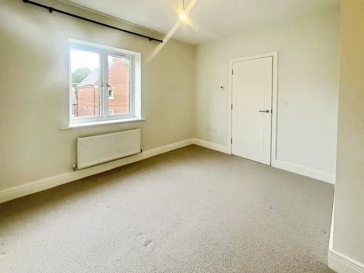 Hammersley Drive, Ash, Surrey, GU12 6FP, photo 9