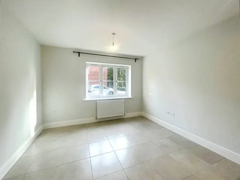 Hammersley Drive, Ash, Surrey, GU12 6FP, photo 6