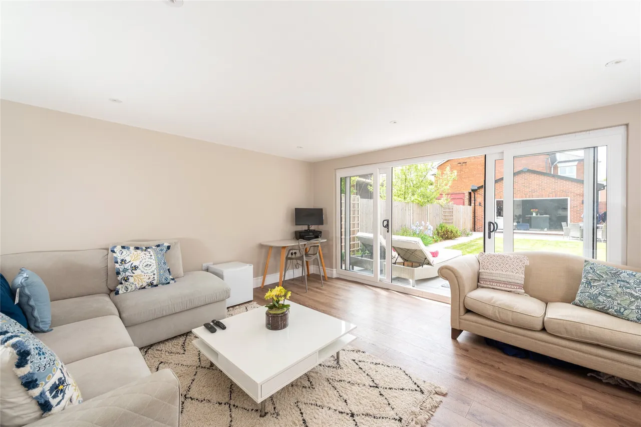 Julians Road, SG1, photo 28