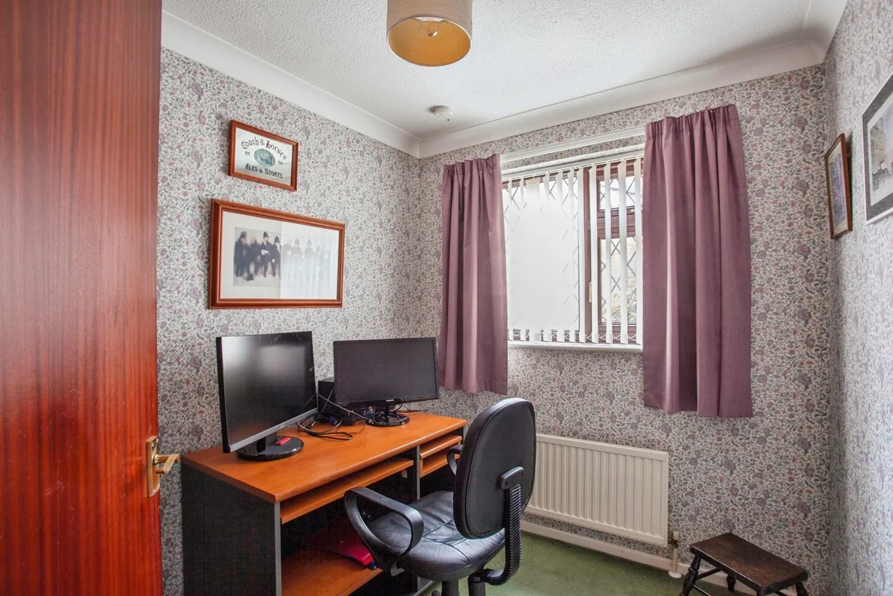 Deanhead Drive, Owlthorpe, Sheffield, South Yorkshire, S20, photo 12