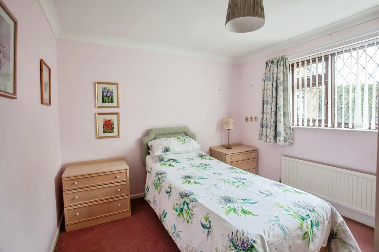 Deanhead Drive, Owlthorpe, Sheffield, South Yorkshire, S20, photo 14