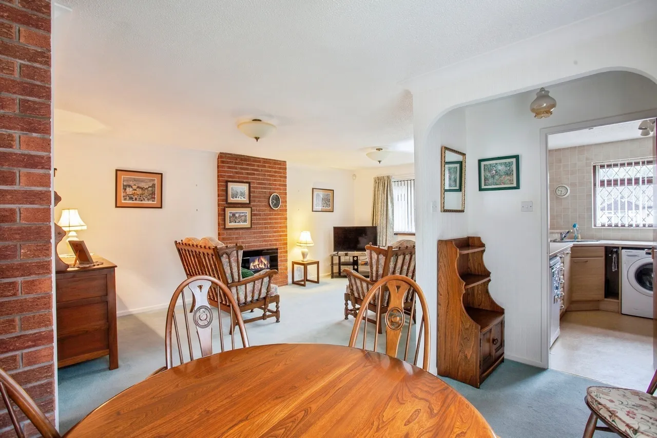 Deanhead Drive, Owlthorpe, Sheffield, South Yorkshire, S20, photo 5