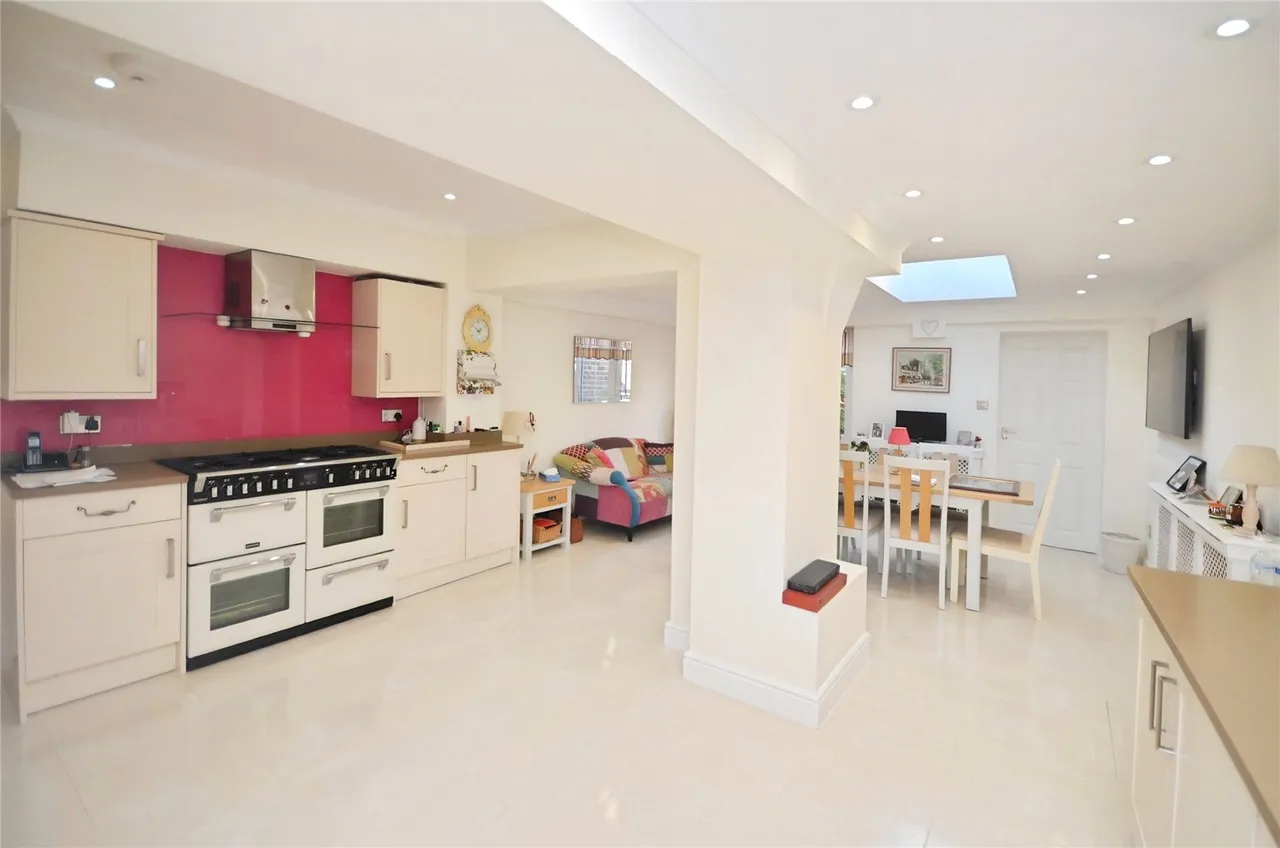 Mersey Avenue, Upminster, RM14, photo 9