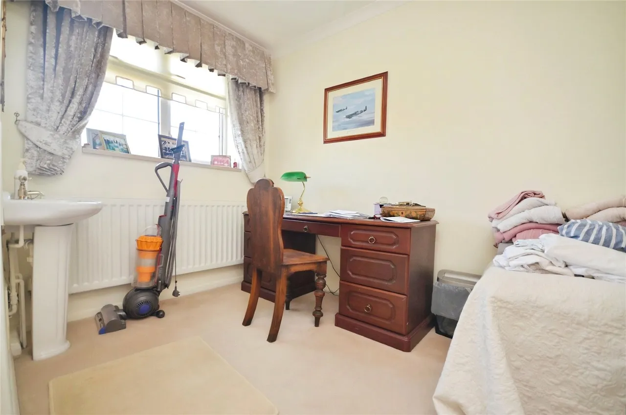 Mersey Avenue, Upminster, RM14, photo 22