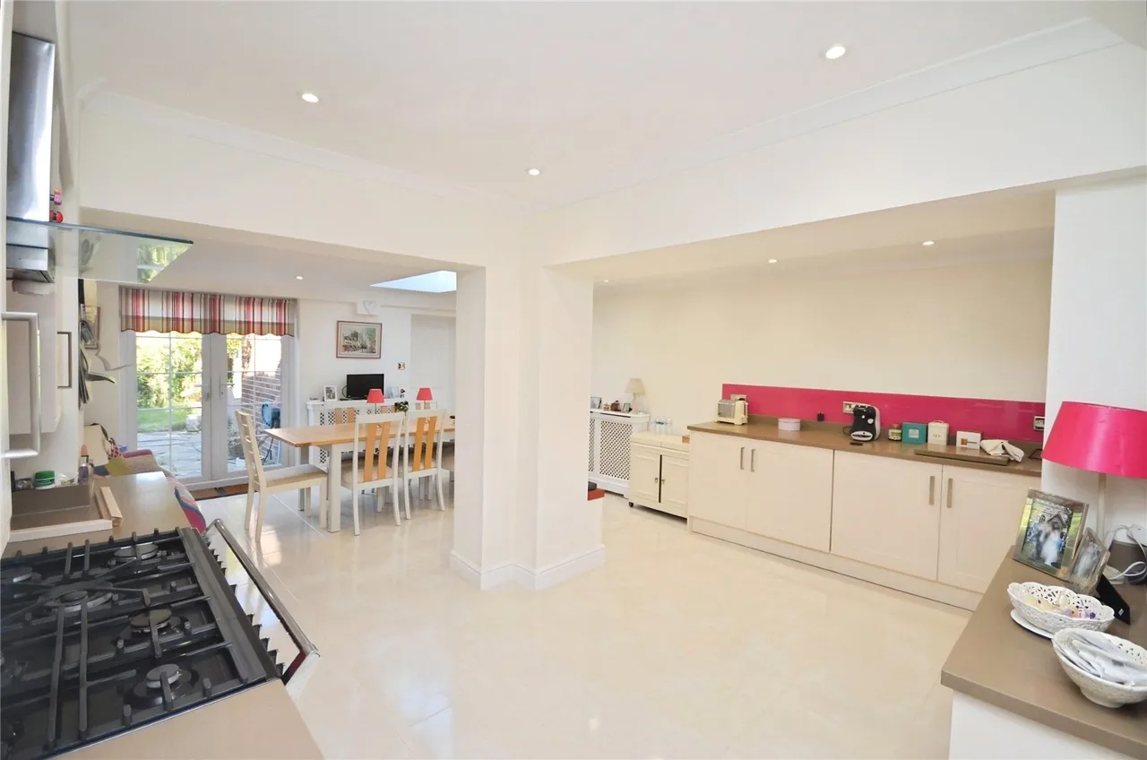 Mersey Avenue, Upminster, RM14, photo 6