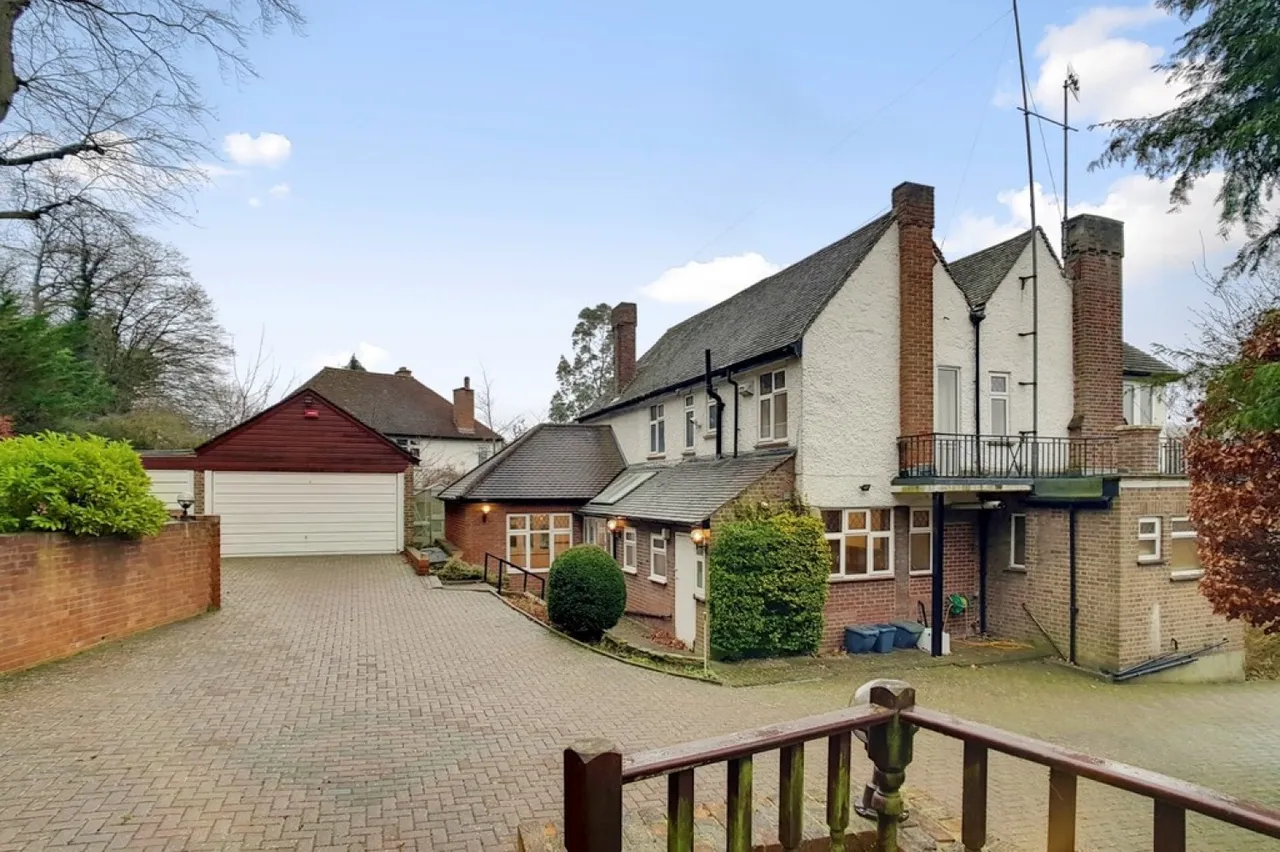 4 bed house to rent, Ballards Rise, South Croydon, CR2