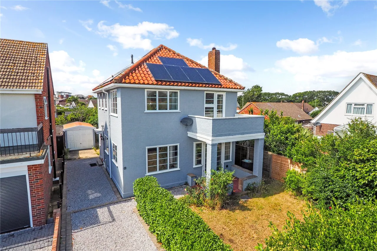 3 bed house for sale, Culver Drive, Hayling Island, PO11