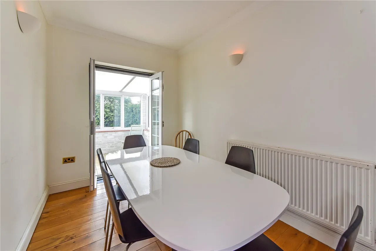 Culver Drive, Hayling Island, PO11, photo 12