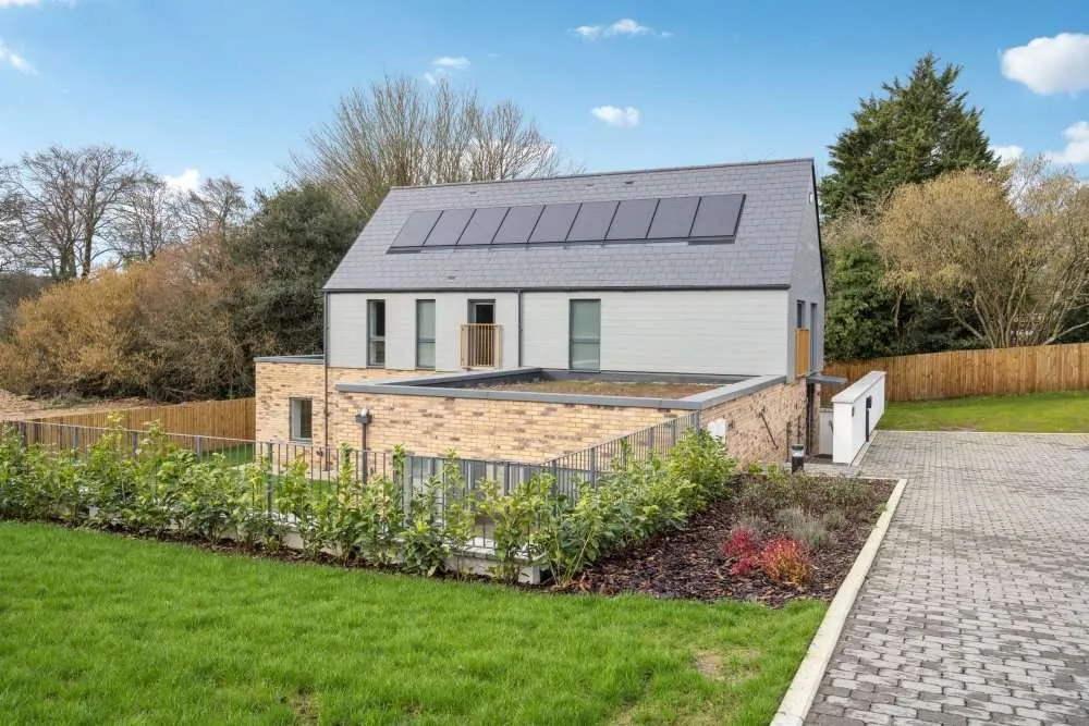 Toms Lane, Kings Langley, Hertfordshire, WD4 8NA, photo 5