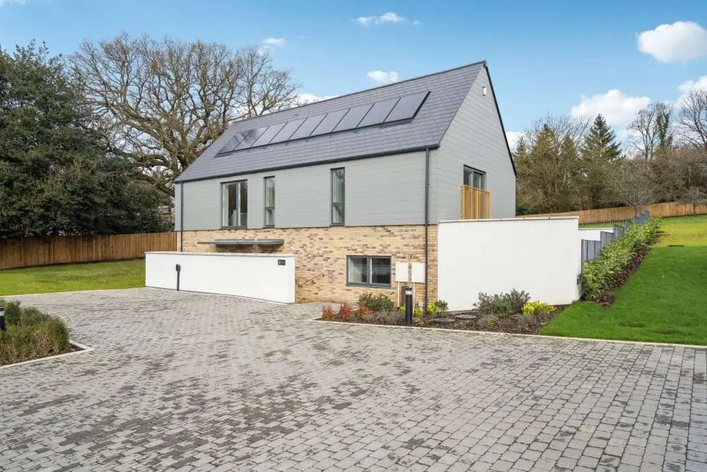 Toms Lane, Kings Langley, Hertfordshire, WD4 8NA, photo 4