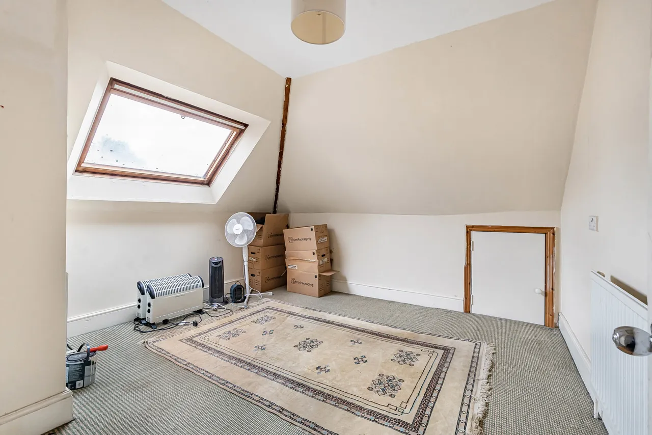 Guildford Road, Woking, GU22, photo 23