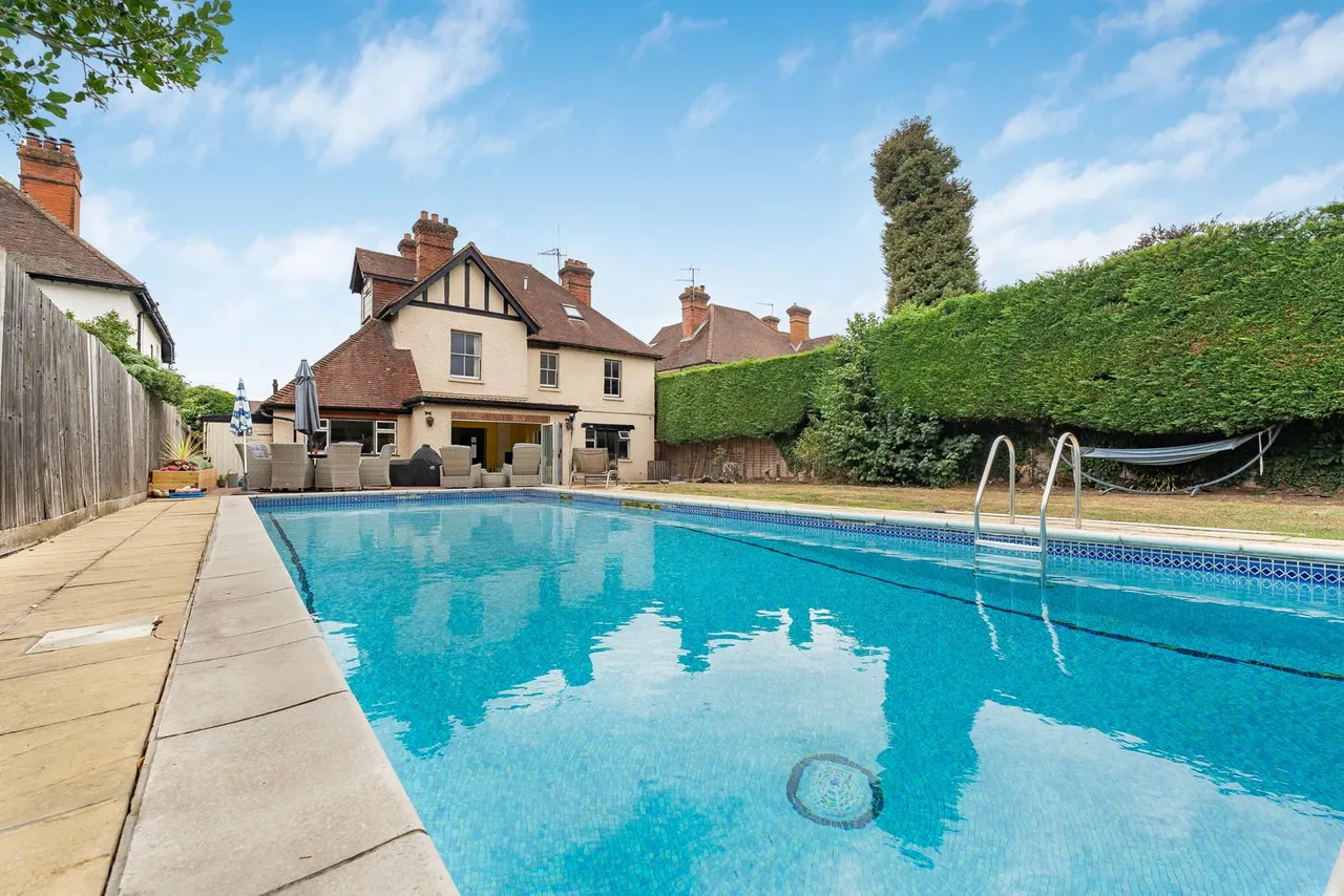 Guildford Road, Woking, GU22, photo 8