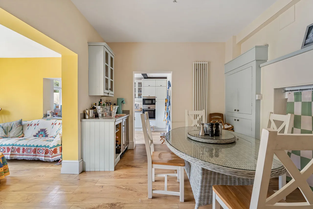 Guildford Road, Woking, GU22, photo 17