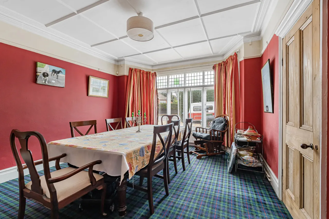 Guildford Road, Woking, GU22, photo 4