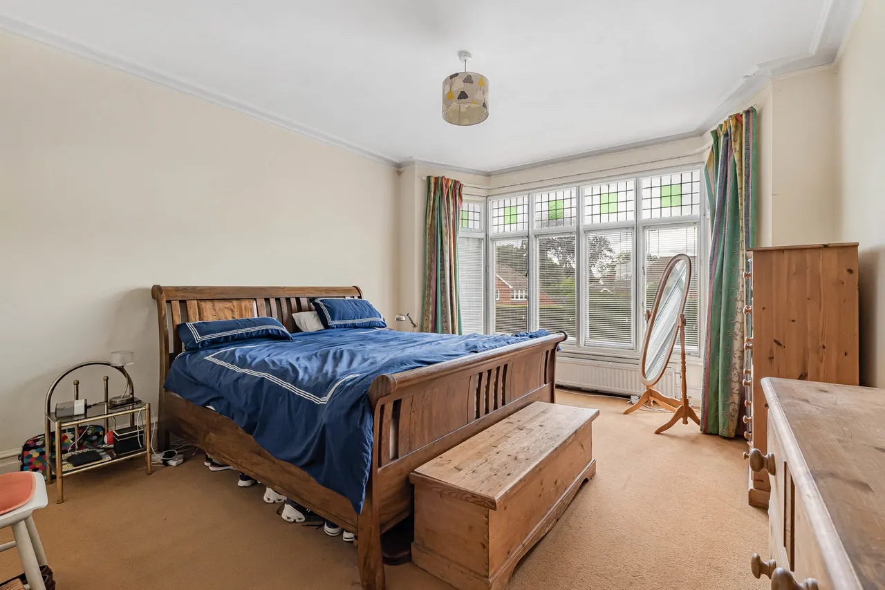 Guildford Road, Woking, GU22, photo 6