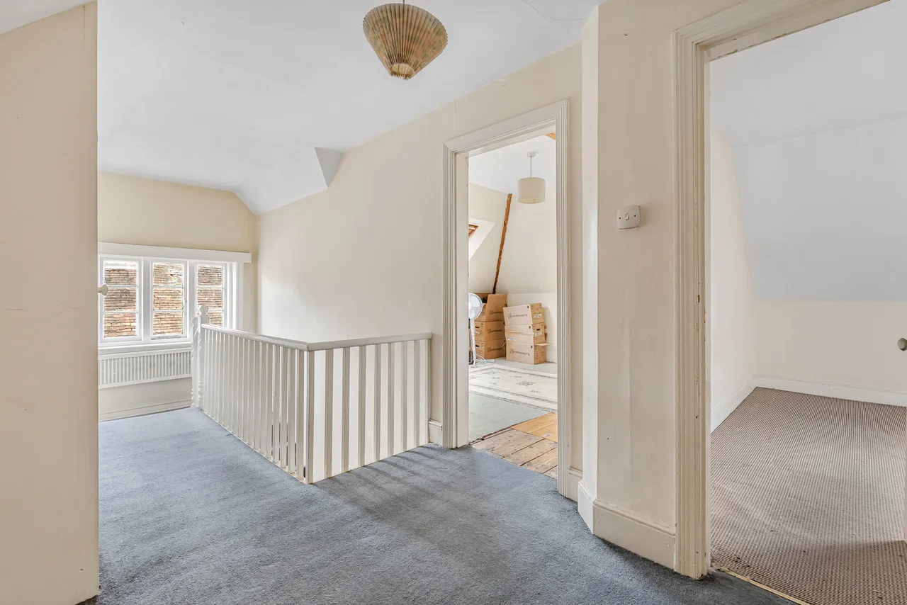 Guildford Road, Woking, GU22, photo 21