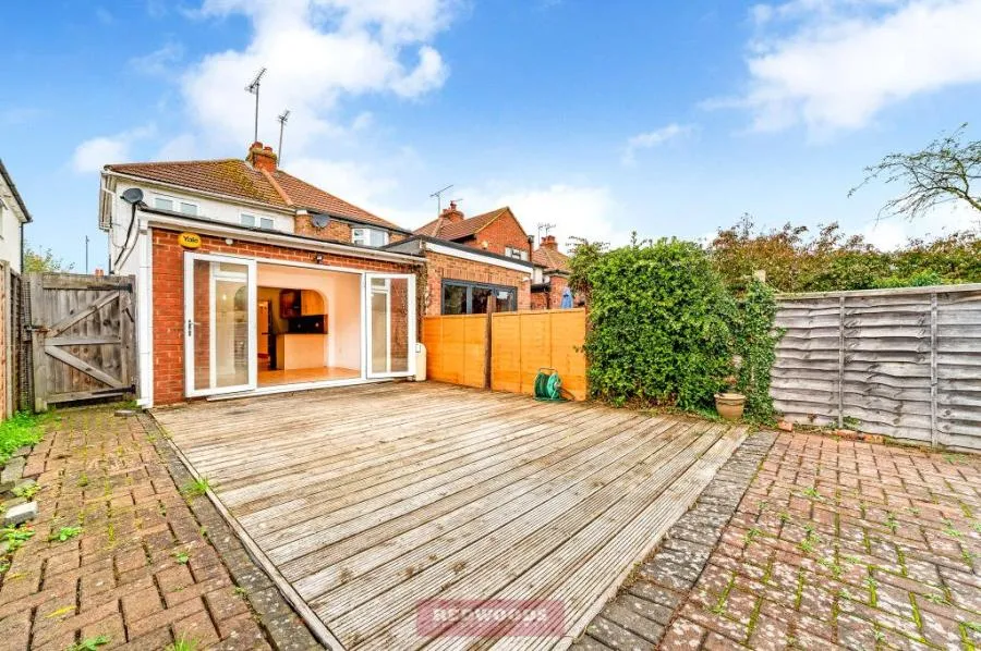 St. Lukes Road, Old Windsor, SL4, photo 10