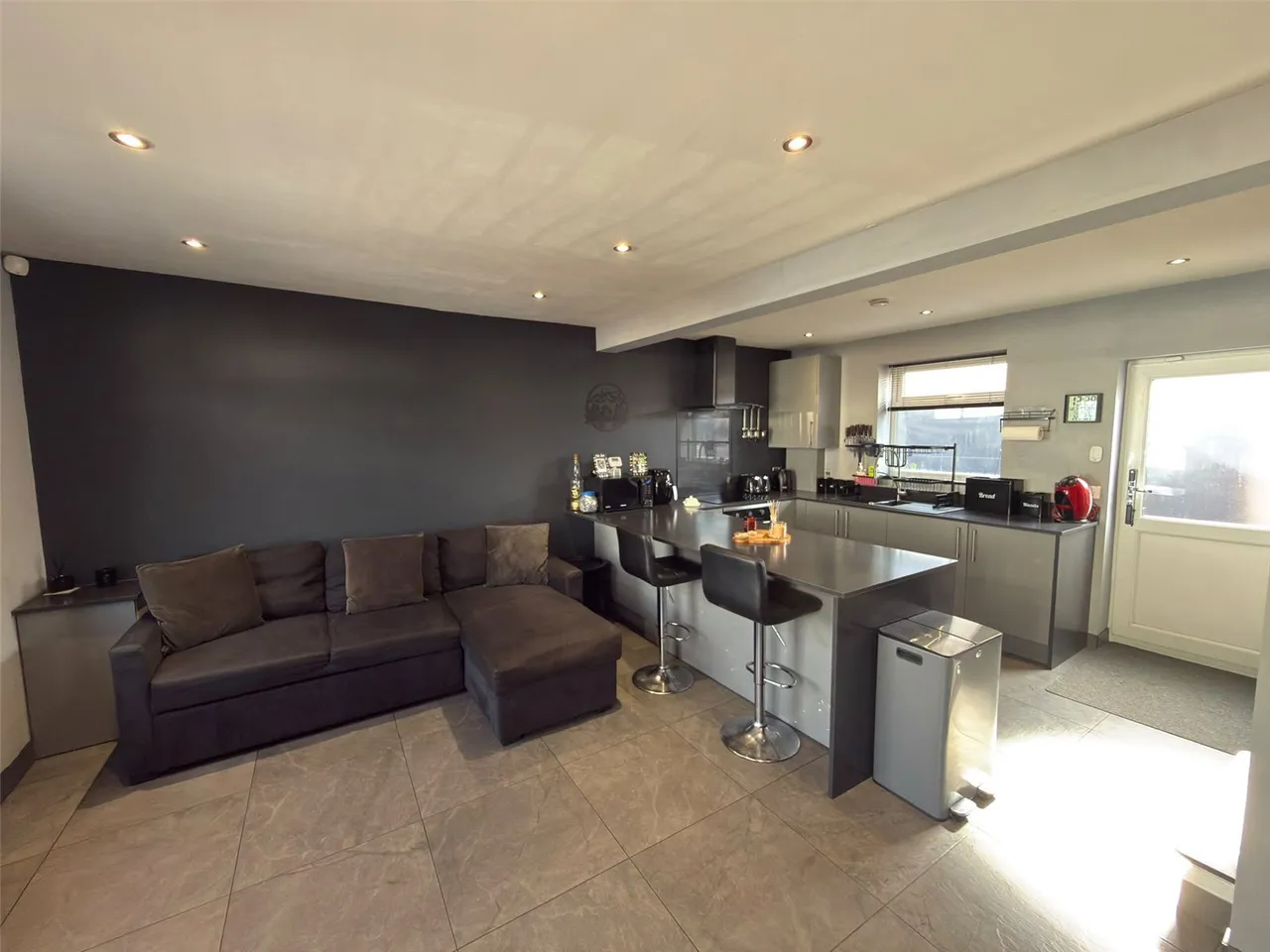 Derbyshire Lane, Hucknall, NG15, photo 2