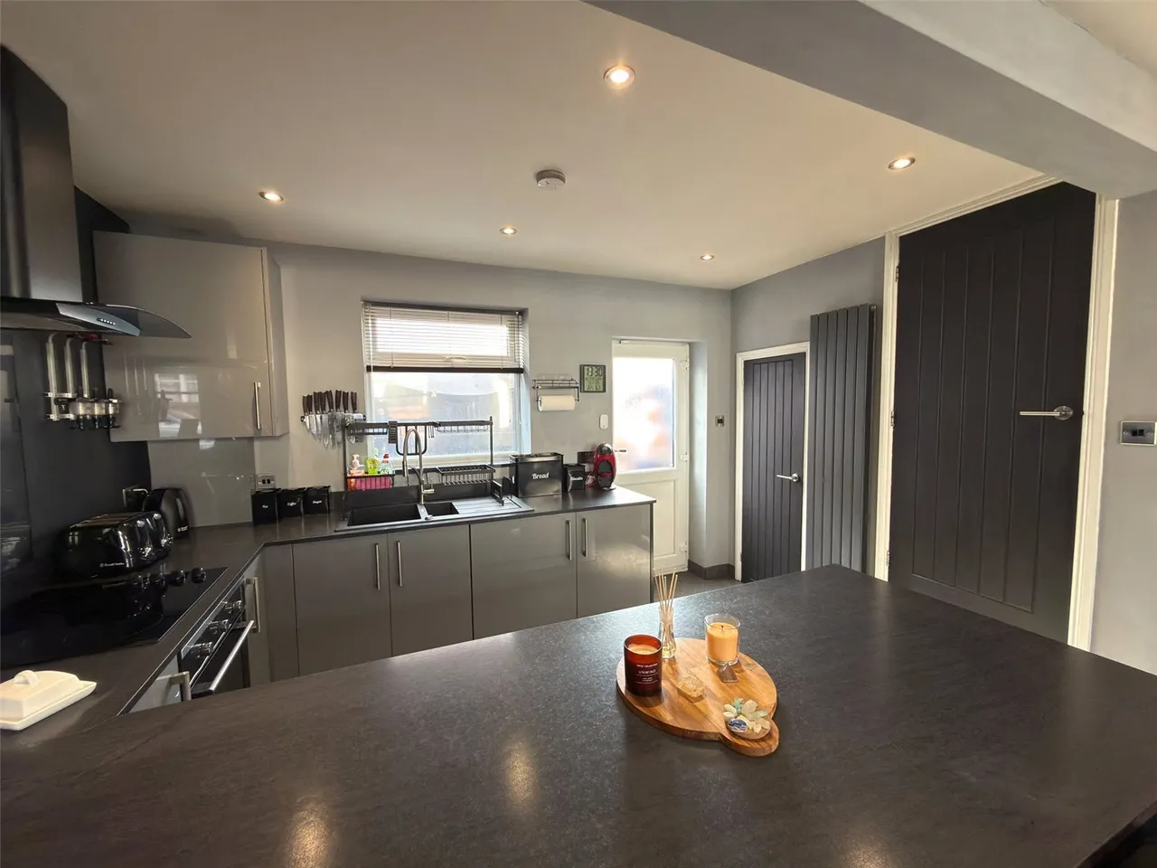 Derbyshire Lane, Hucknall, NG15, photo 5