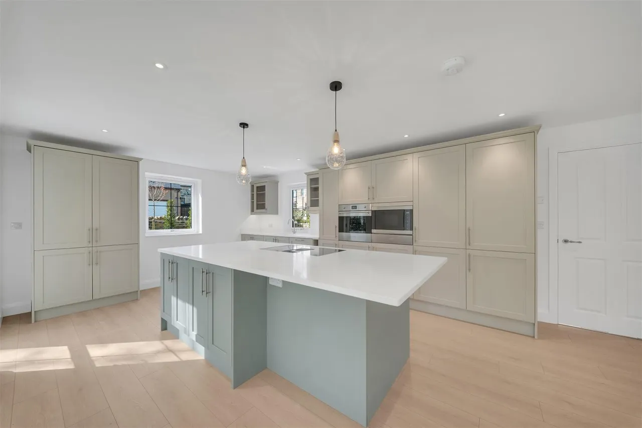 Elmsley Street, Steeton, BD20 6SE, photo 4
