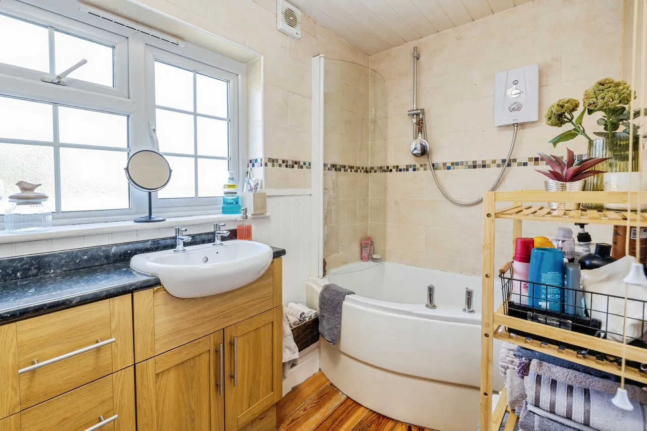 Wragby Road, Bardney, Lincoln, photo 11