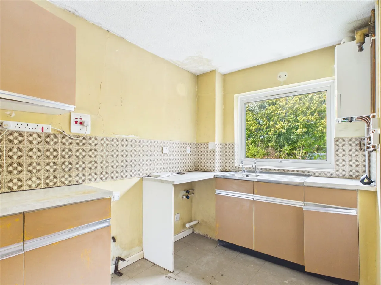 Falcon Close, Patchway, BS34, photo 6