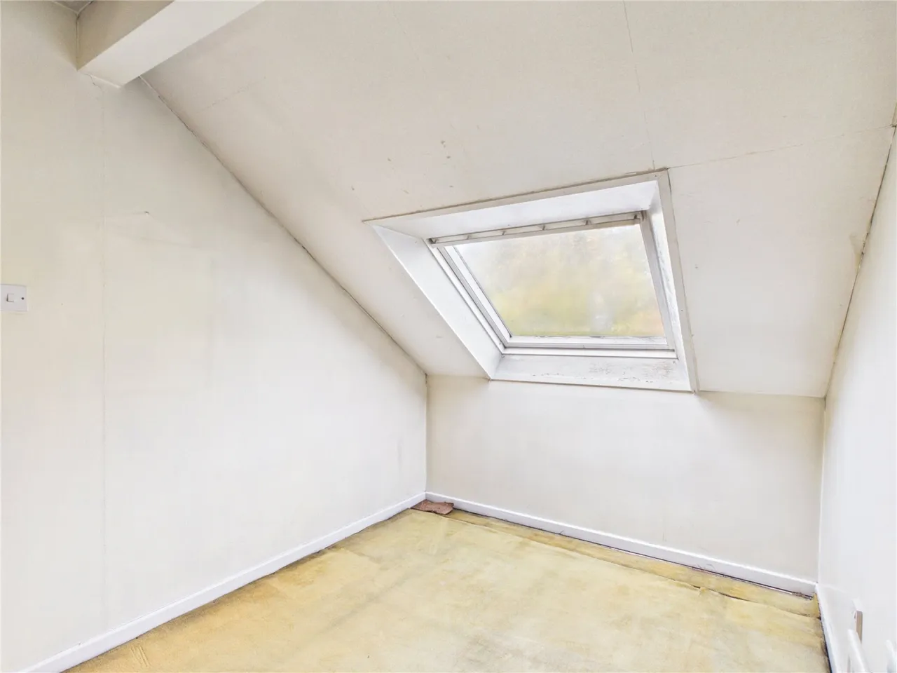 Falcon Close, Patchway, BS34, photo 12