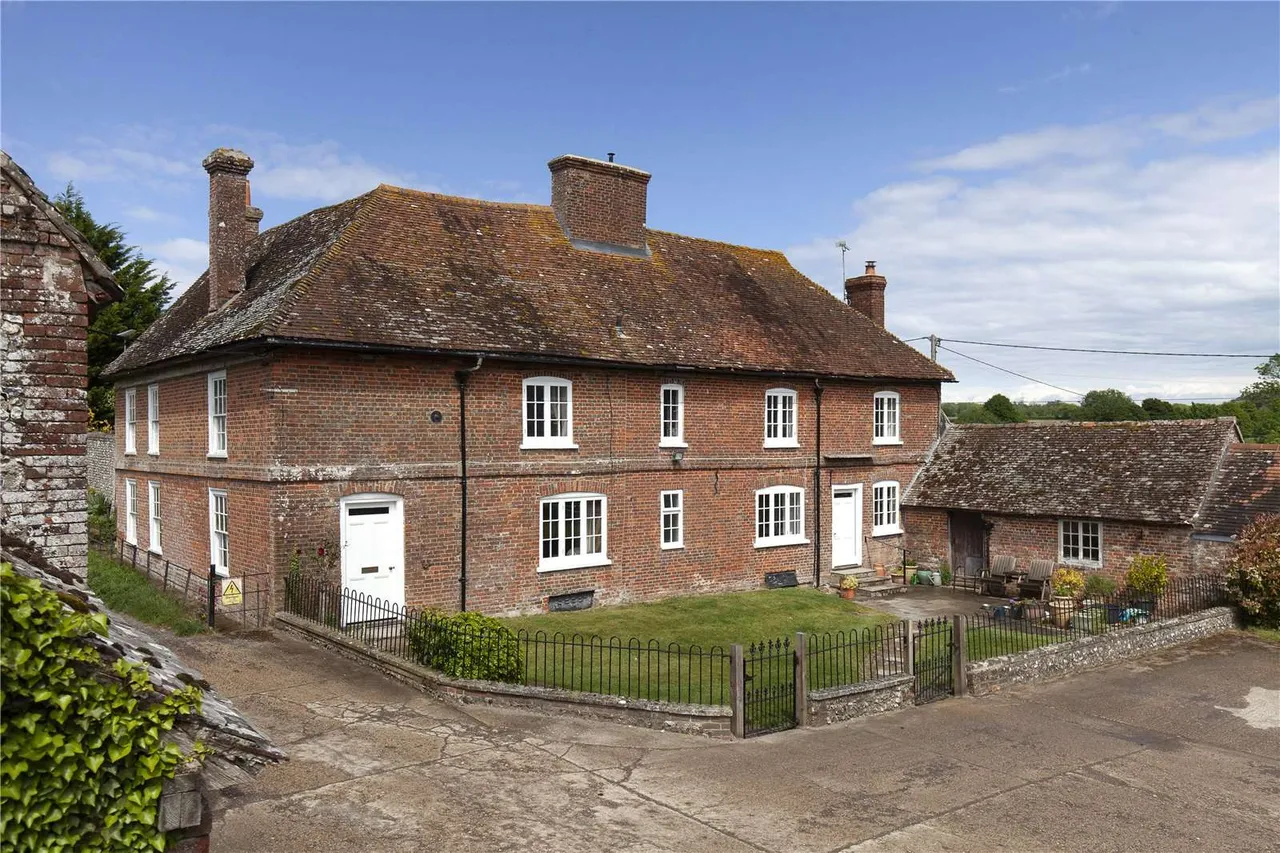 Heberdens Farm, Finchdean, Waterlooville, Hampshire, PO8 0BE, photo 5