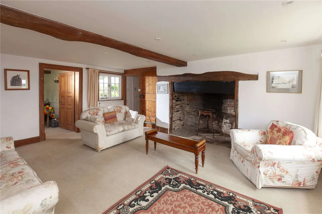 Heberdens Farm, Finchdean, Waterlooville, Hampshire, PO8 0BE, photo 9