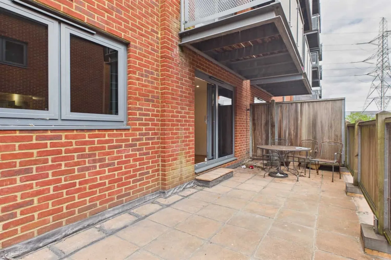 2 Chapter Way, Merton, London, Greater London, SW19 2RY, photo 6
